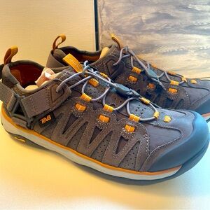 Teva Tera Float Laced Vibrant Orange & Subtle Gray Sandal Mens 7 or Woman’s 8.5